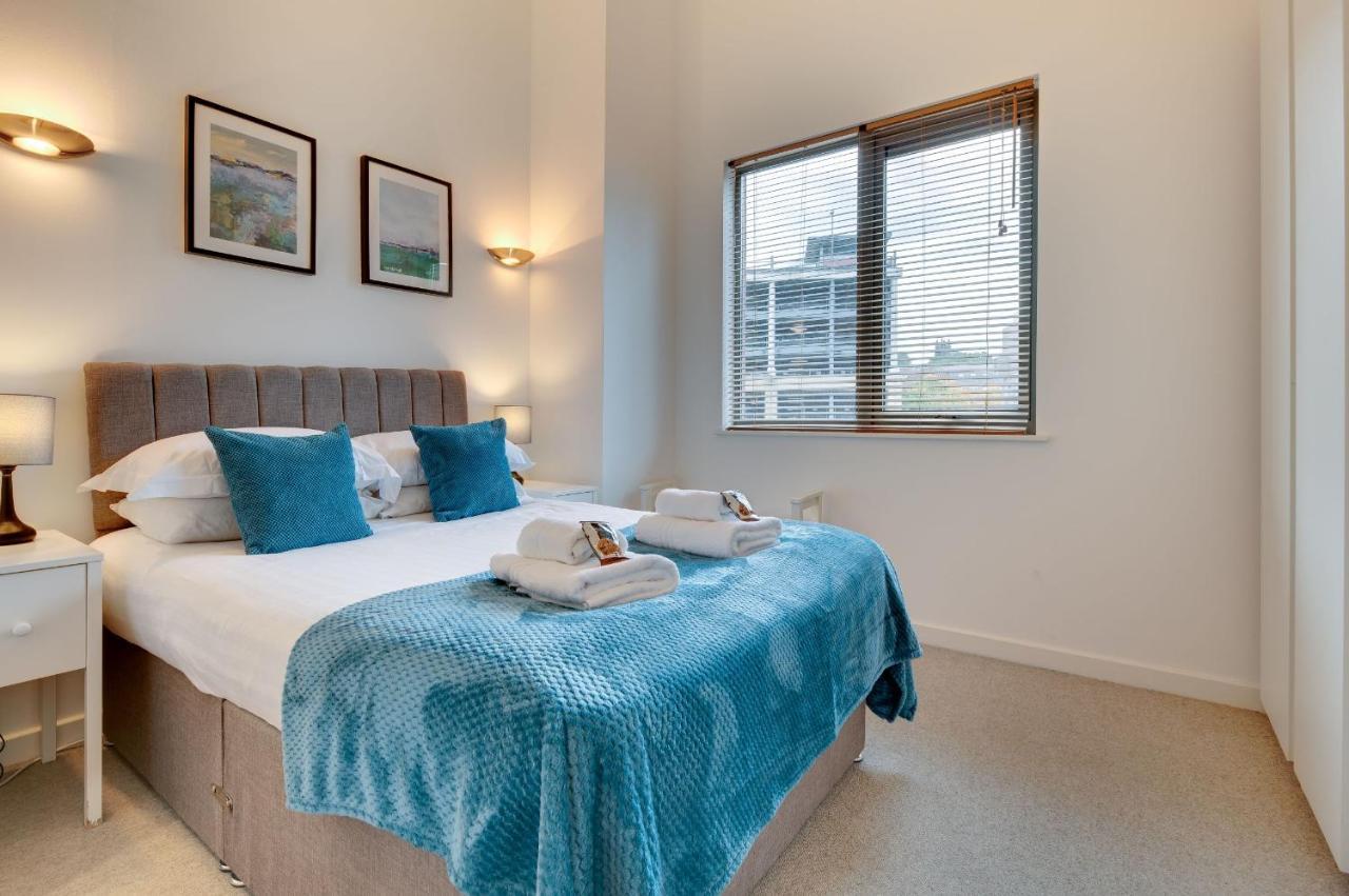 Crown Apartments 1C By Week2Week Newcastle upon Tyne Dış mekan fotoğraf